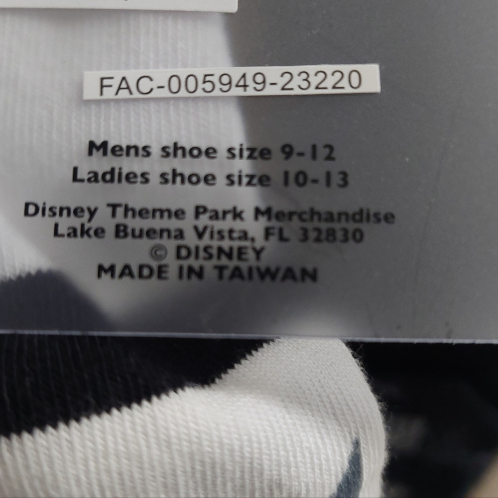 Disney Star Wars Themed Socks NWT - Picture 3 of 6